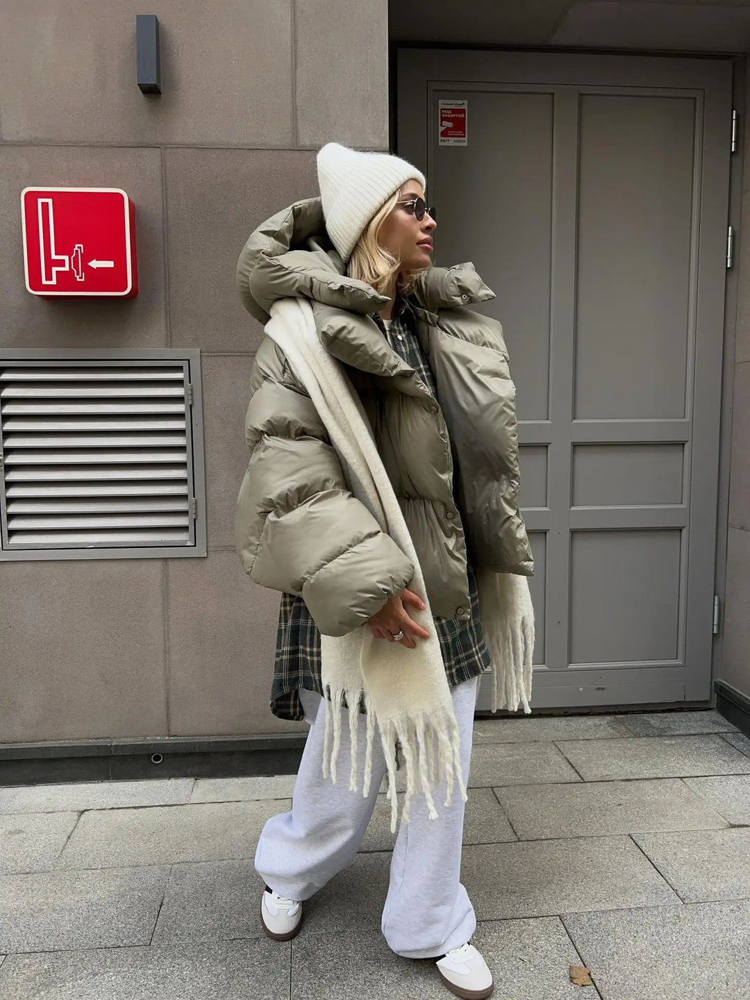 Giubbotto bomber Sophie | Design comodo e impermeabile con cappuccio staccabile