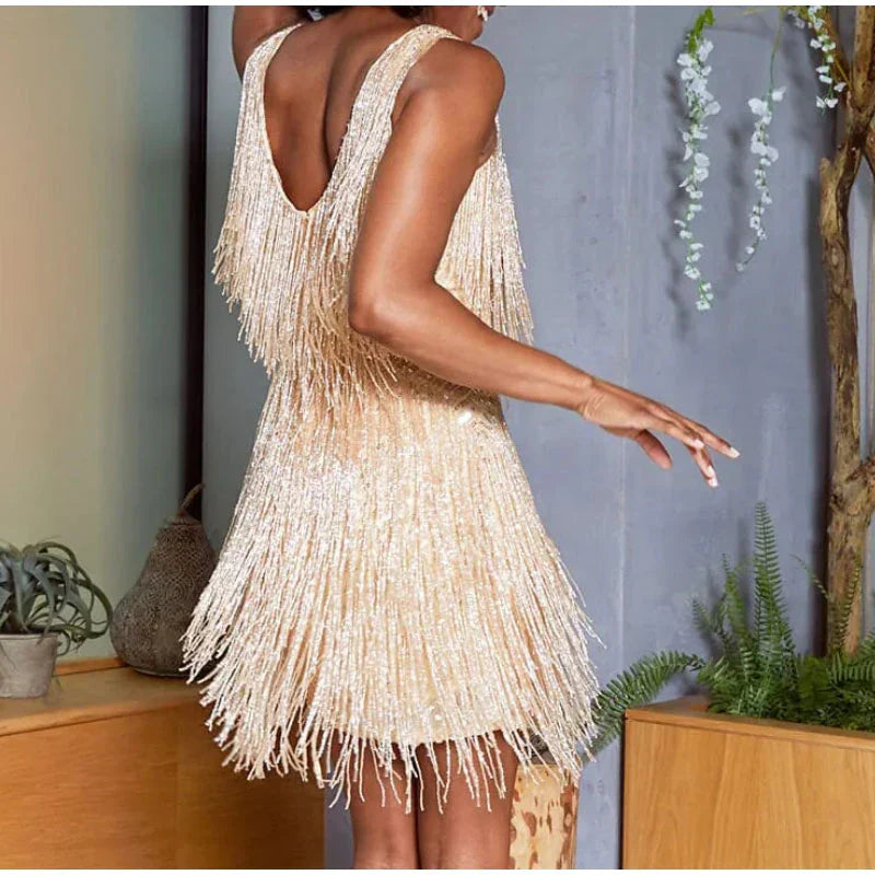 Vestido de cóctel Noelle para mujer | Elegante vestido de noche con plumas, volantes y escote en V