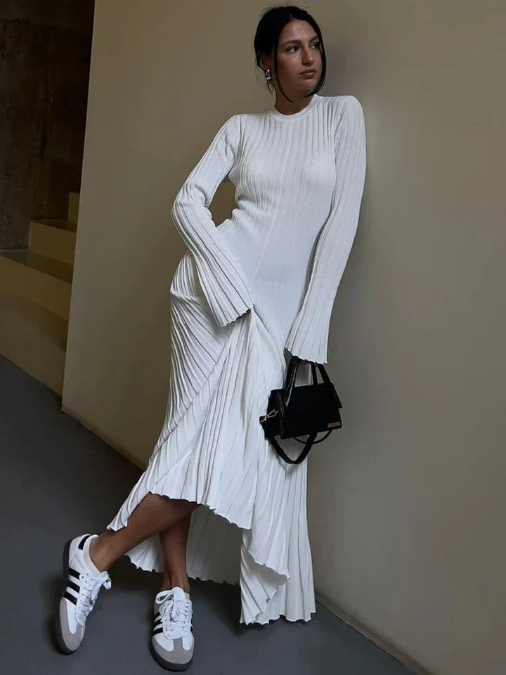Elora | Robe en Maille avec Détail de Lacets pour une Élégance Automnale