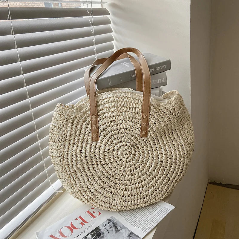 Sac rond en paille tressée à la main | Style boho chic pour l’été