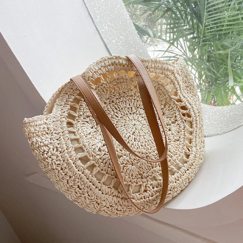 Sac rond en paille tressée à la main | Style boho chic pour l’été