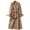 Gabardina larga con cinturón - Un imprescindible elegante para el otoño