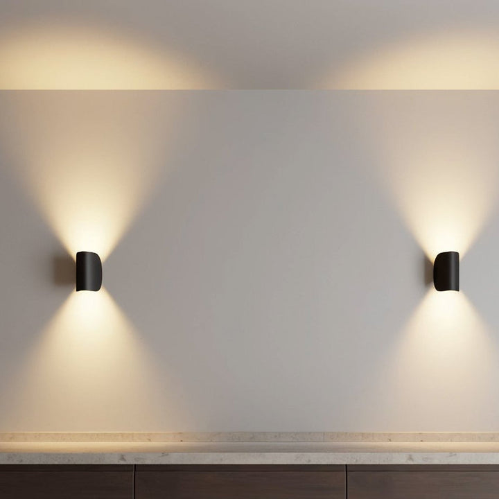 Applique LED à croissant réglable - Design moderne pour l'intérieur et l'extérieur