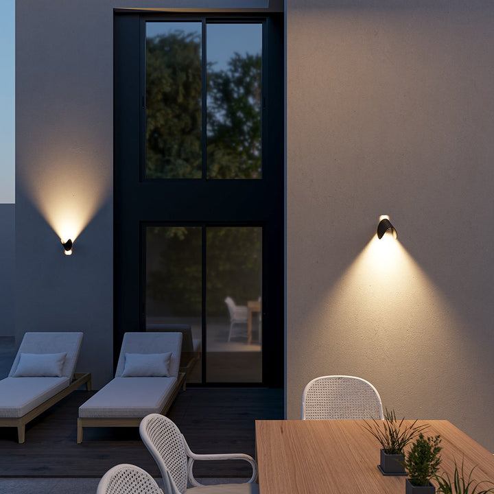 Applique LED à croissant réglable - Design moderne pour l'intérieur et l'extérieur