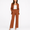 Ensemble deux pièces pour femme avec blazer et pantalon droit