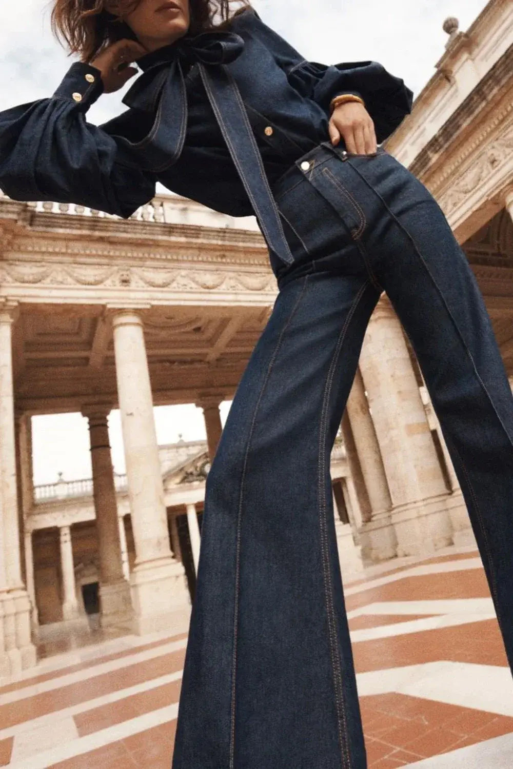 Melania | Chemise en Jean Femme Décontractée à Manches Bouffantes et Détail Nœud