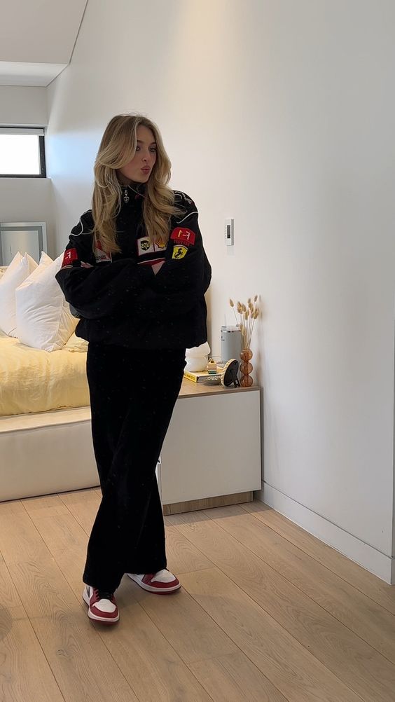 Veste de pilote de course Ailyn pour femme, style oversize | look sport automobile avec blocs de couleur & patchs