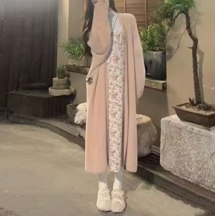 Cárdigan largo de cachemir Yassi | Elegante y cómodo para el invierno, prenda versátil para combinar con otras prendas.