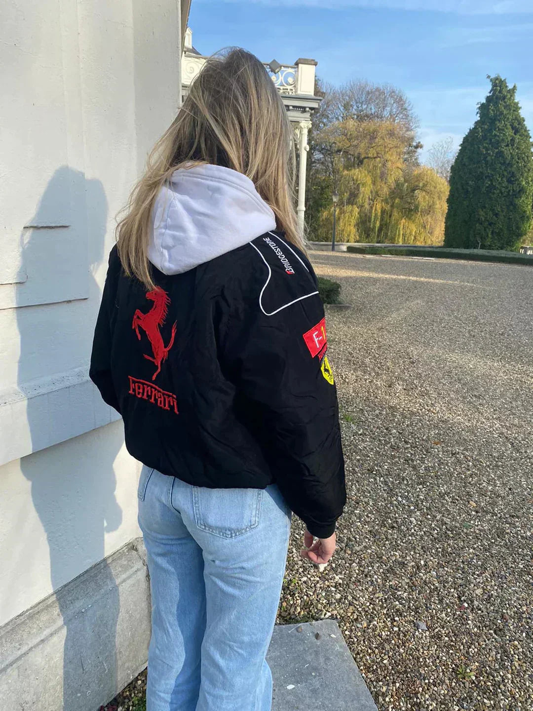 Veste de pilote de course Ailyn pour femme, style oversize | look sport automobile avec blocs de couleur & patchs