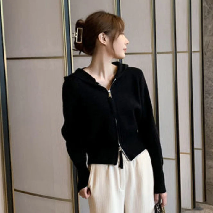Emma | Cardigan Court Unique & Élégant pour un Style Tendance