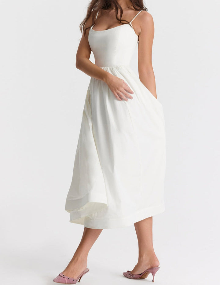 Amalie Robe Élégante Sans Manches avec Dos Nu | Sublimant la Silhouette