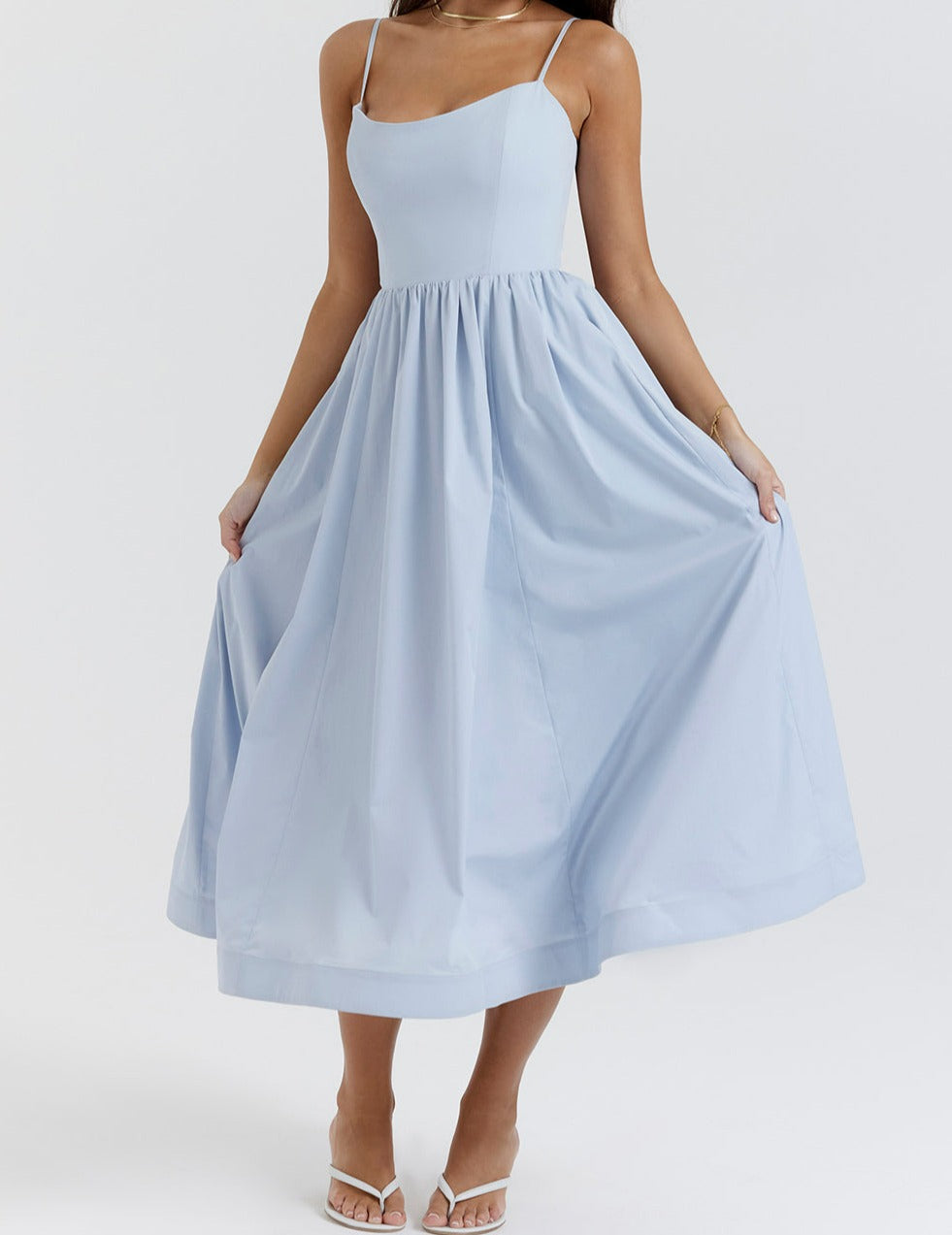 Amalie Robe Élégante Sans Manches avec Dos Nu | Sublimant la Silhouette