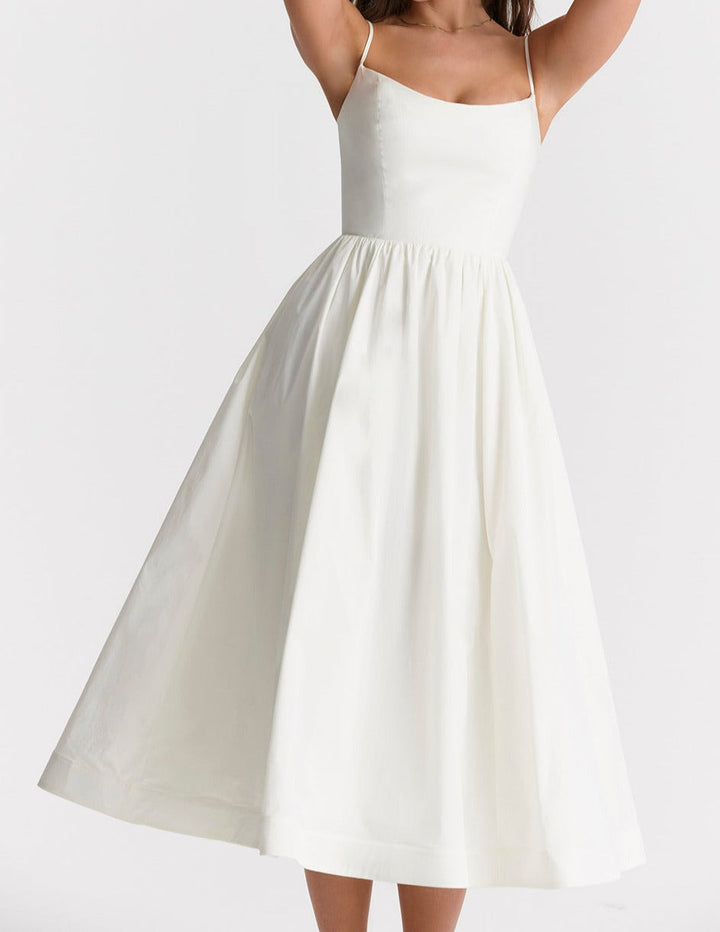 Amalie Robe Élégante Sans Manches avec Dos Nu | Sublimant la Silhouette