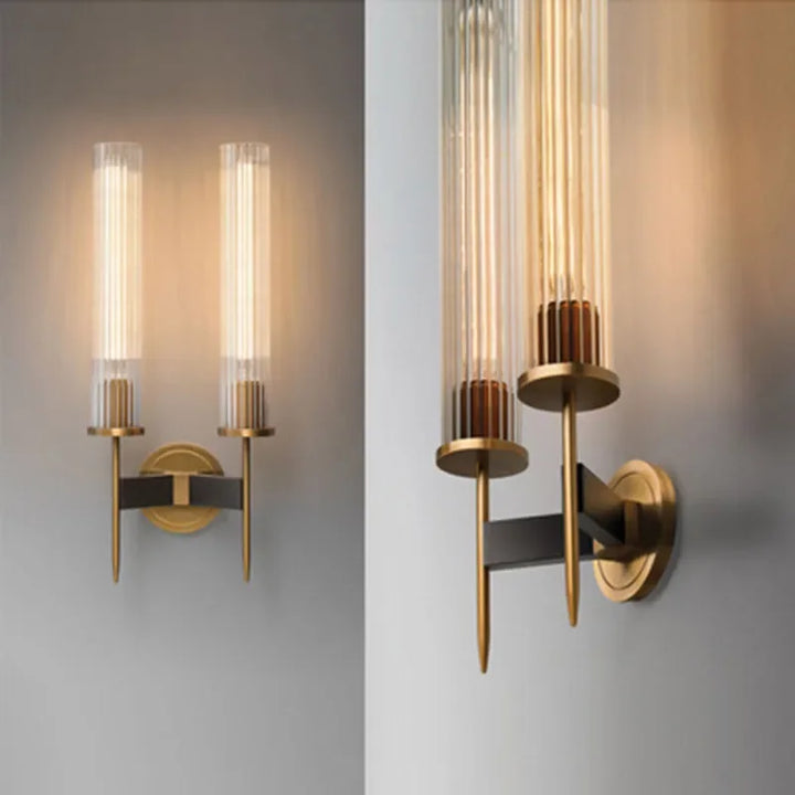 Möni | Applique moderne en verre cannelé et finition cuivre