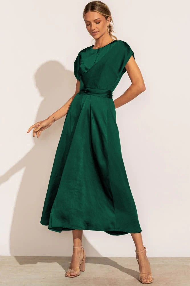 Claire Robe Midi Élégante en Soie pour Femme | Chic & Raffinée